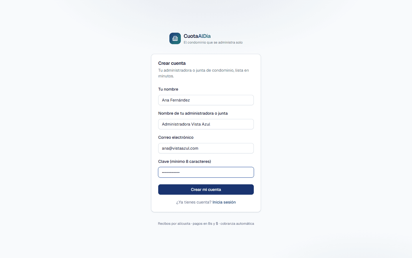Formulario de registro de CuotaAlDía con nombre, organización, correo y clave llenos